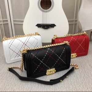 多色選択可 クールな印象を引き立て シャネル2020年の夏のマスト CHANEL グッと大人っぽい印象に レディースバッグ ぐっと鮮度がアップ
