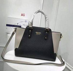 多色可選 バッグ レディース 2020【SALE】 高級感が漂う プラダ PRADA