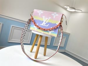 限定品が登場 レディースバッグ 注目されている ルイ ヴィトン LOUIS VUITTON 2020年春夏コレクション