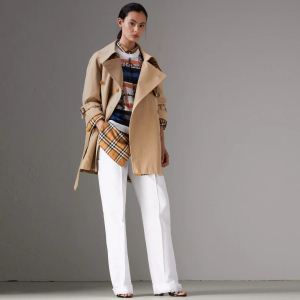 新作コレクションを見るバーバリー BURBERRYポンチョコート2020夏ファション新品