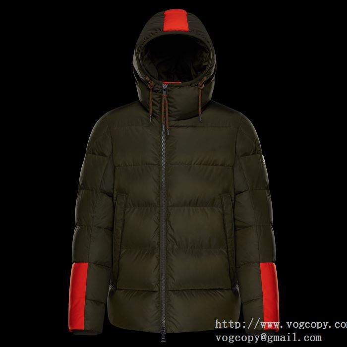 2020秋冬SALE開催 MONCLER モンクレールダウンジャケットふわふわな感触