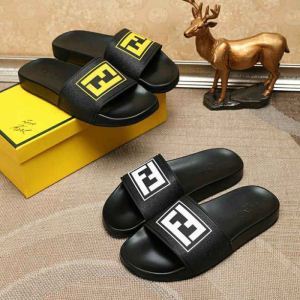 最も目立ったブランド新品 フェンディ FENDI 2色可選 トングサンダル《2020年》今、注目のストリート
