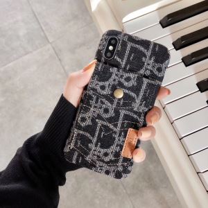2020年秋冬に欠かせない 2色可選 秋冬ファッションコーディネート ディオール DIOR ケータイケース