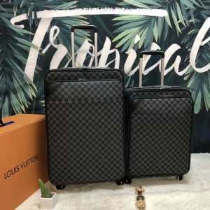 ルイ ヴィトン2020春夏トレンドアイテム LOUIS VUITTON スーツケース スタイリッシュに新着