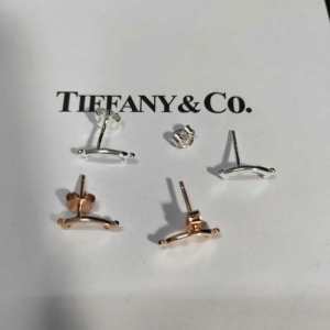2色可選 トレンド感があって涼しげ ティファニー TiffanyCo ファッションにトレンド 2020年最新ファッション ピアス