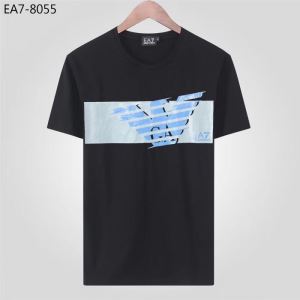 3色可選 幅広いアイテムを展開 半袖Tシャツ 非常にシンプルなデザインな アルマーニ ARMANI 高級感のある素材
