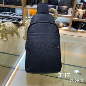 プラダ PRADA エレガントな雰囲気 ウエストバック オススメのアイテムを見逃...