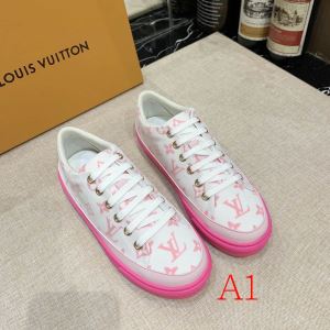 2色可選 ファッショントレンドを早速チェック ルイ ヴィトン LOUIS VUITTON2020秋冬流行ファション ランニングシューズ 最高にCOOL秋冬新作