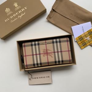 今季トレンドの限定アイテム 2020年最新ファッション バーバリー BURBERRY 財布ウォレッ