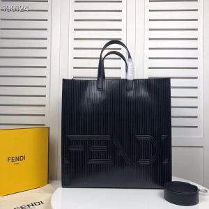 激安特売中 フェンディ FENDI 今年人気定番 ハンドバッグ 2色可選 SALE品追加