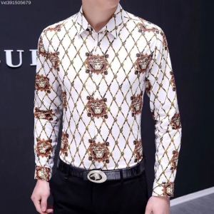今季流行りの人気新作 長袖 ロンTロングTロングTシャツ 2色可選 ヴェルサーチVERSACE 2020年夏の一押しファッションアイテム