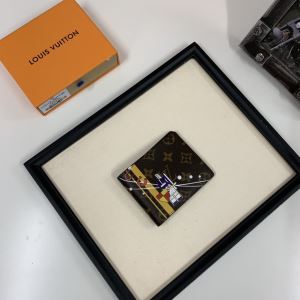 財布ウォレット 秋服コーデ2020年版 ルイ ヴィトン秋にはやる最新作を先取り LOUIS VUITTON 大胆なチェックの人気トレンド