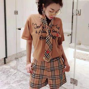 BURBERRY バーバリー 上下セット 上品なリラックス感 《2020年》今、...