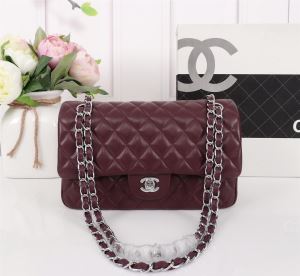 シャネル CHANEL 今年は大きめの新作がトレンド 【2020年】夏のファッション レディースバッグ 今期のトレンド定番アイテム