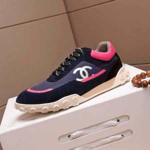 シャネル CHANEL今年の流行りファション ランニングシューズ やっぱり優しい...