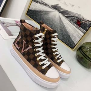 ルイ ヴィトン LOUIS VUITTON ハイトップシューズ 2020春夏人気トレンドアイテム 最新のトレンドブランド人気的