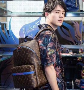 2色可選 リュック、バックパック ルイ ヴィトン LOUIS VUITTON 高感度アイテム 2020最安値