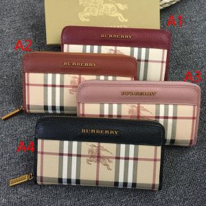 おしゃれな夏ファッション2020 バーバリー BURBERRY 財布 4色可選 暑い季節も大活躍