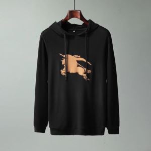 プルオーバーパーカー ファッションに取り入れよう バーバリー 2020話題の商品 BURBERRY