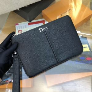 狙える優秀アイテム ディオール DIOR おしゃれに大人の必見 ポーチ 20SS☆送料込