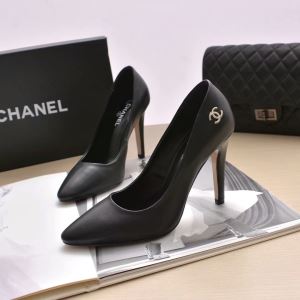 2020トレンド秋冬おすすめ安い シャネル CHANEL 秋冬コーデと相性がいい...