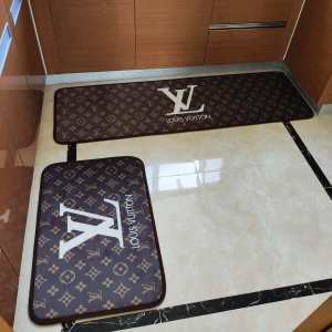カーペット デザイン抜群のアイテム ルイ ヴィトン 2020年春夏流行ファッション LOUIS VUITTON 日常は掃除機をかけていただくだけでＯＫ