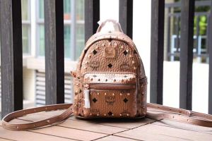MCM エムシーエム コピー リュック 多色可選 すっかり定番化 定番品質保証 秋冬トレンド