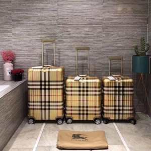 やっと見つけた国内即発 バーバリー格安SALE BURBERRY 正規品保証19春夏 スーツケース