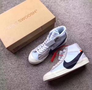 OffWhite オフホワイト ナチュラルな素材感 2020秋冬 スニーカー 落ち着いた感覚