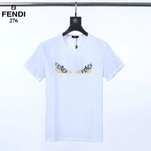 通勤通学どちらでも使え フェンディ3色可選 FENDI 限定アイテムが登場 半袖Tシャツ