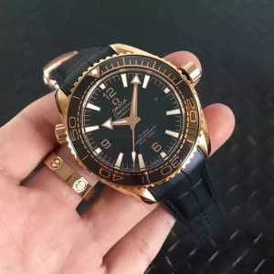 首胸ロゴ 2020春夏 OMEGA オメガ 自動巻きムーブメント コーティング高密度鏡面 3色可選