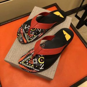 大人っぽく着こなし フェンディ2020春夏 FENDI トングサンダルカジュアルファッションを楽しもう