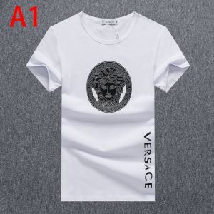 半袖Tシャツ 3色可選 オススメのアイテムを見逃すな ヴェルサーチ VERSACE コーデの完成度を高める