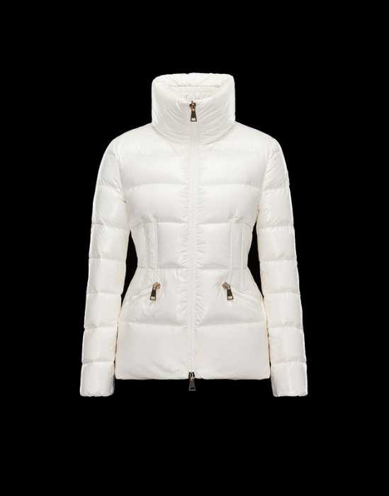 高品質 人気 モンクレール MONCLER ダウンジャケットふわふわな感触