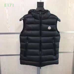 クラシカルな雰囲気と抜け感 MONCLER 防風性にも優れた ダウンベスト 2020秋冬最安価格新品 モンクレール