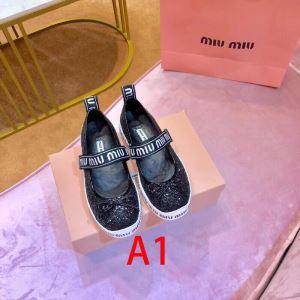 2020春夏は人気定番 春夏シンプルファッションでOKミュウミュウ MIUMIU ローファー 3色可選