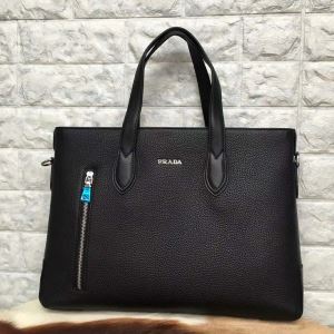 【2020春夏】最新コレクション 絶妙にオシャレ人気アイテム プラダ PRADA ビジネスバッグ