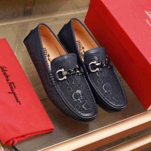 20SS☆送料込 サルヴァトーレフェラガモ FERRAGAMO 普段のファッショ...
