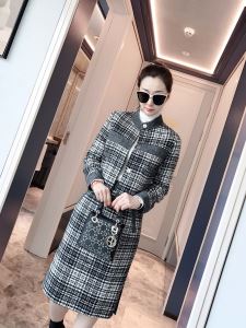 スカート 注目の秋ファッション一番 シャネル2020秋冬トレンド押さえておきたい CHANEL おしゃれに秋を迎えるために