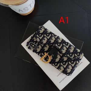 2色可選 ケータイケース 2020秋冬トレンドデザイン 大人かわいい秋冬コーデを...