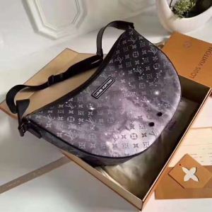 最近人気一番 ルイ ヴィトン LOUIS VUITTON 履き心地 ショルダーバッグ 良好品