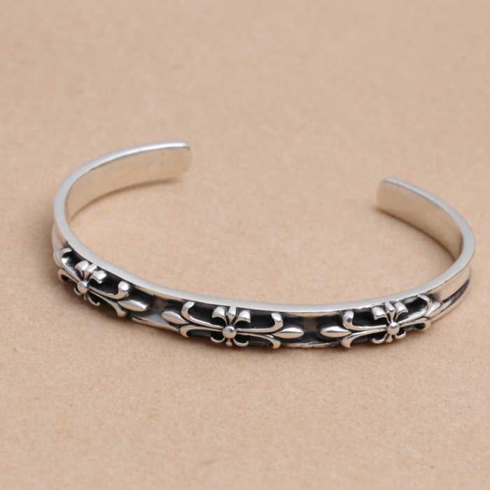 【大人気】定番商品 2020 クロムハーツ CHROME HEARTS シルバー925 バングル