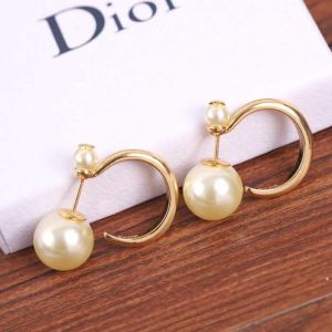 2020春新作 ディオール DIOR この時期の一番人気は ピアス トレンド最先端のアイテム