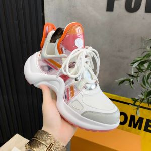 ルイ ヴィトン 20202020秋冬のファッション LOUIS VUITTON 今季トレンド新作はこれ ランニングシューズ 秋冬に大注目のカラー