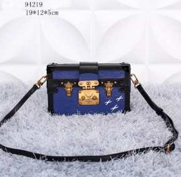 激安販売 2020春夏 LOUIS VUITTON ルイ ヴィトン ショルダーバッグ LV