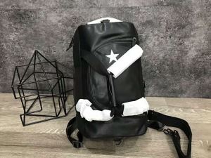 2020春夏新作 リュック、バックパック 主役になる存在感 ジバンシー GIVENCHY