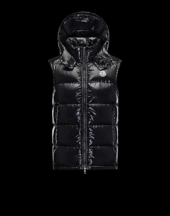 超目玉 2020秋冬 モンクレールMONCLER 保温効果は抜群 ダウンジャケット