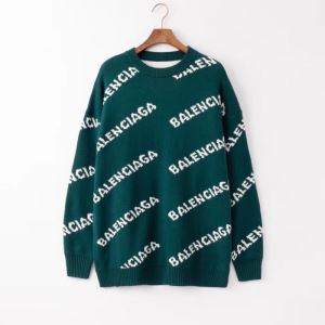 バレンシアガ 2020秋冬最重要アイテム ニットパーカーおしゃれでおすすめ今季トレンド BALENCIAGA