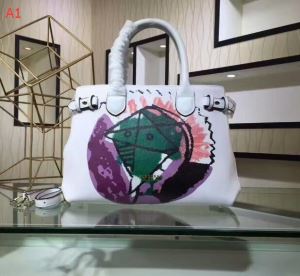 3色選択可バーバリー BURBERRY 人気商品 2020新作HOT100新品ショルダーバッグ
