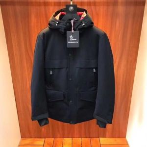 MONCLER モンクレール ダウンジャケット 新作アイテム60OFF 本当のオシャレアイテム 大人気発売中